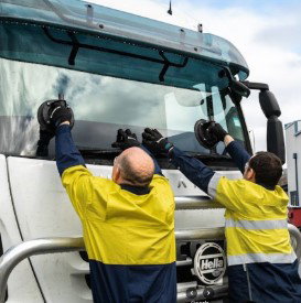 Emergency commercial windscreen response in Tauranga